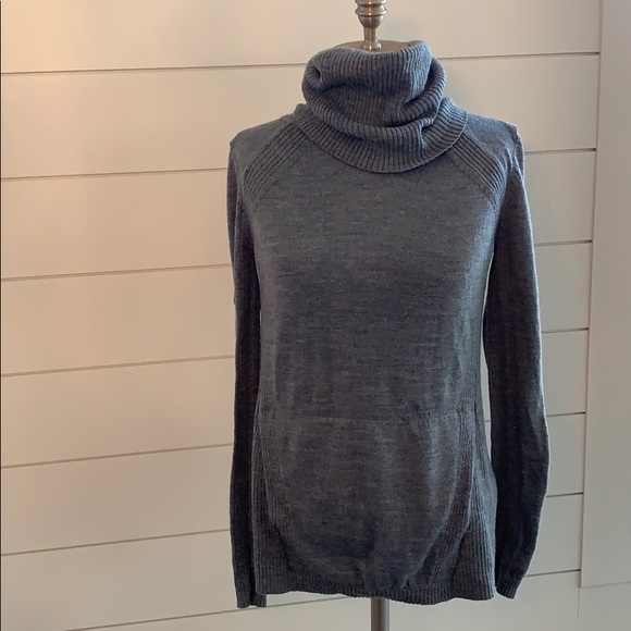 Lululemon Turtleneck Sweater